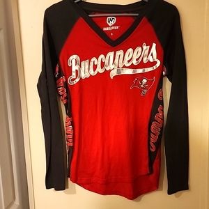 Woman's small Tampa Bay Buccaneers shirt long sleeve